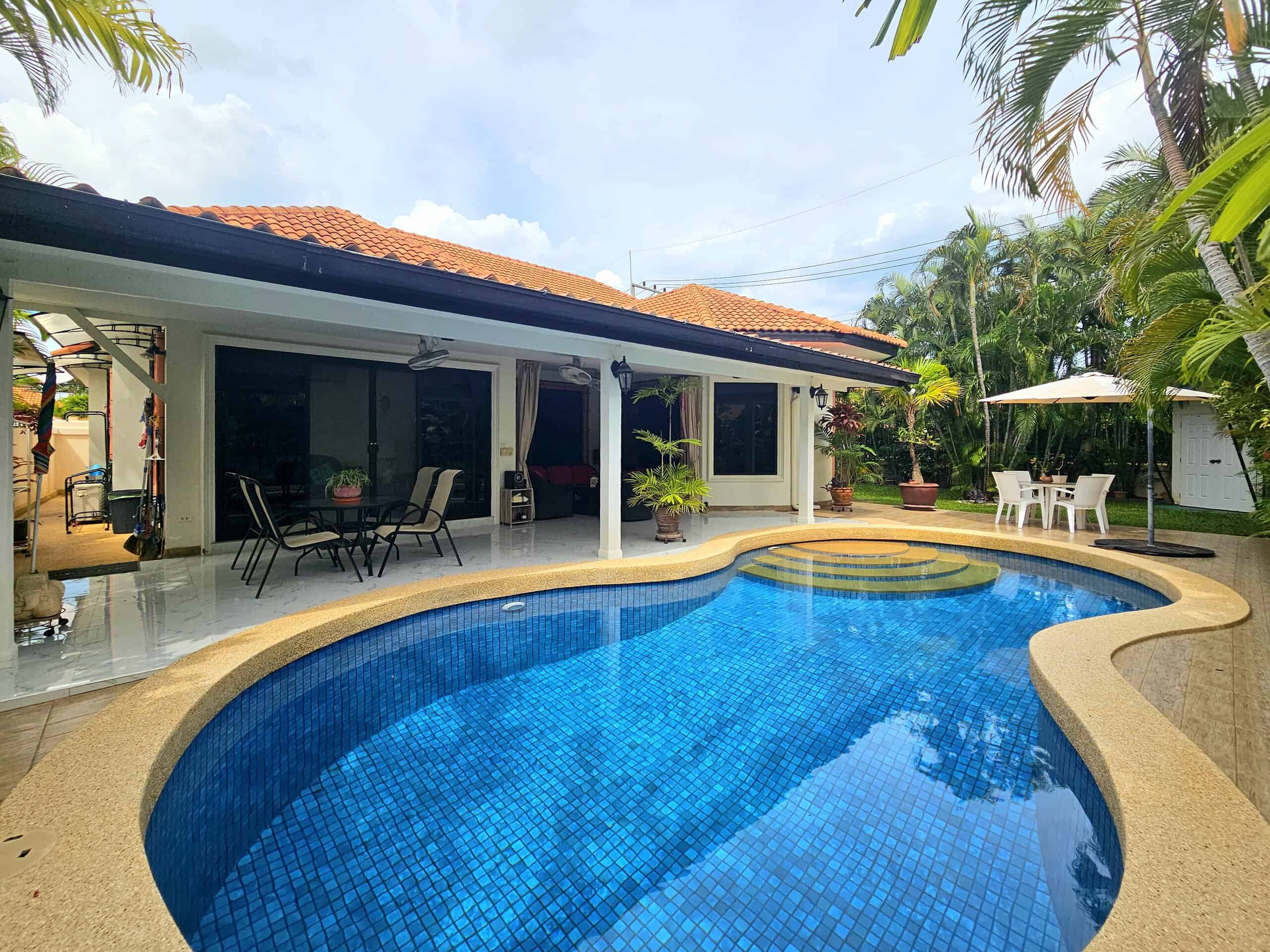 Tropical Villa with Saltwater Pool Hua Hin Soi 114 Stunning Villa Sales Display