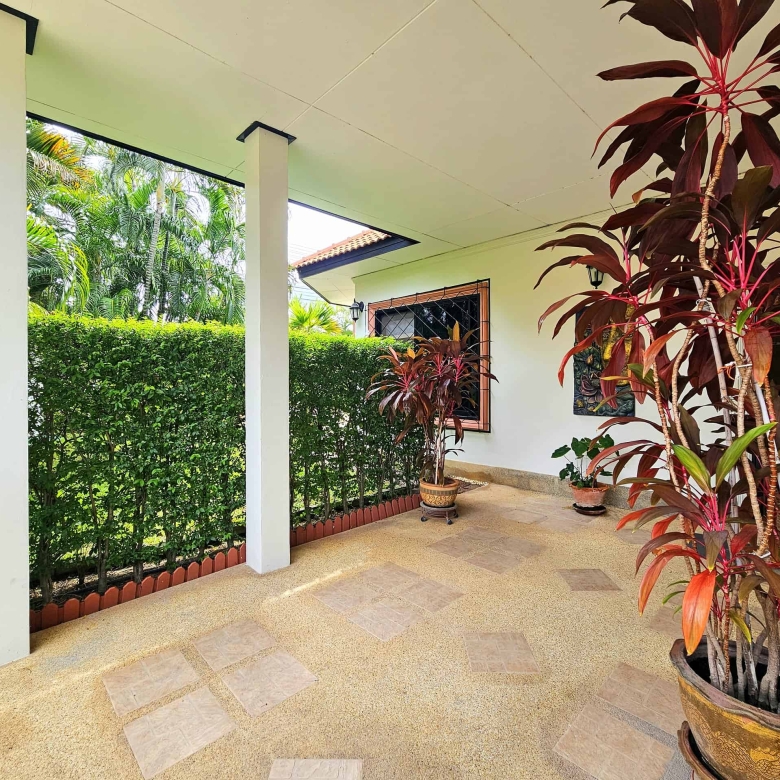 Eye Catching Home Sales Photo