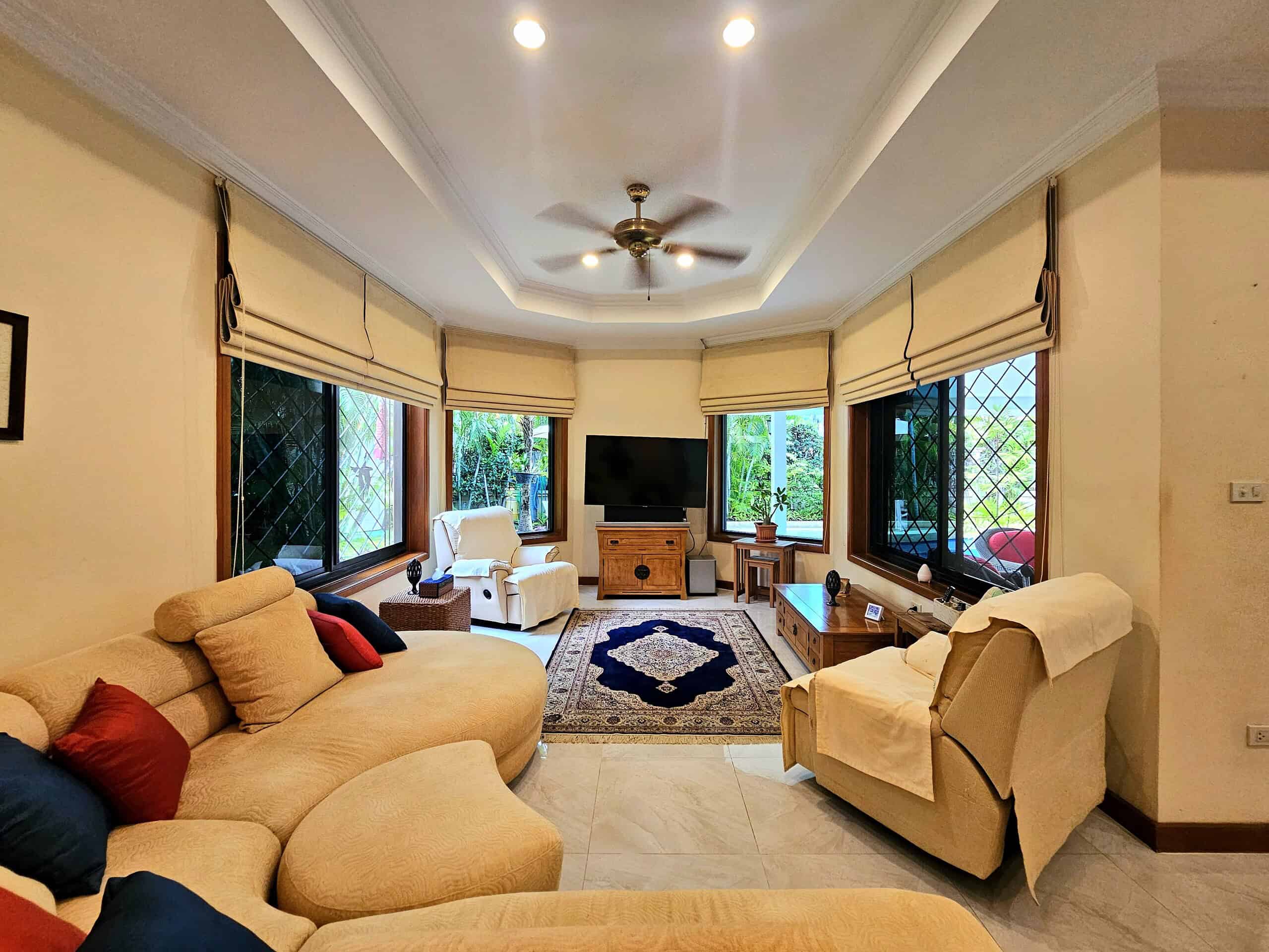 Tropical Villa Sale Hua Hin Soi 114 Chic Hua Hin Villa Sales