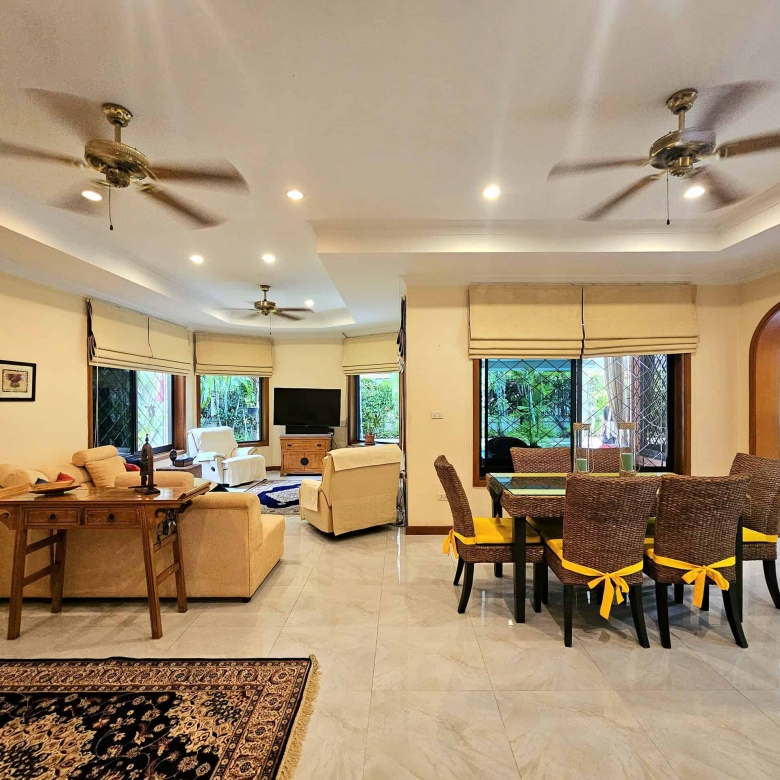 Bold Villa Sales Imagery