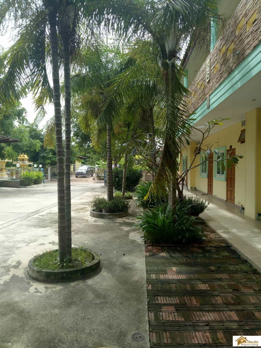 Elegant Property Sales By Black Mountain