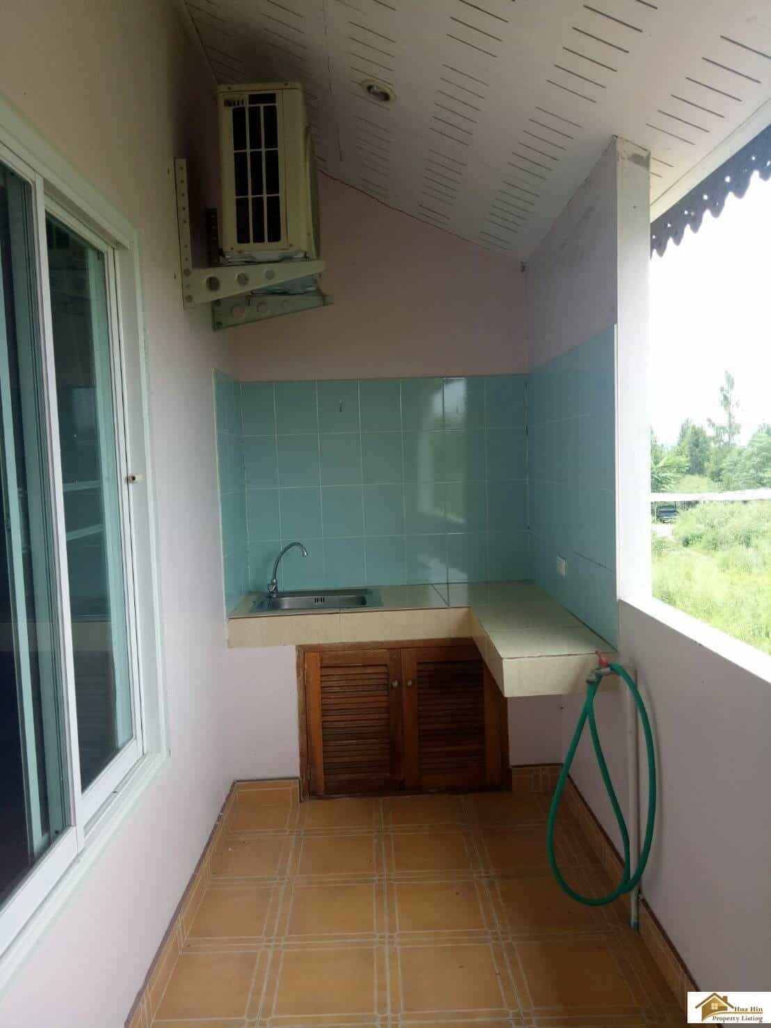 Striking Property Sales Near Golf