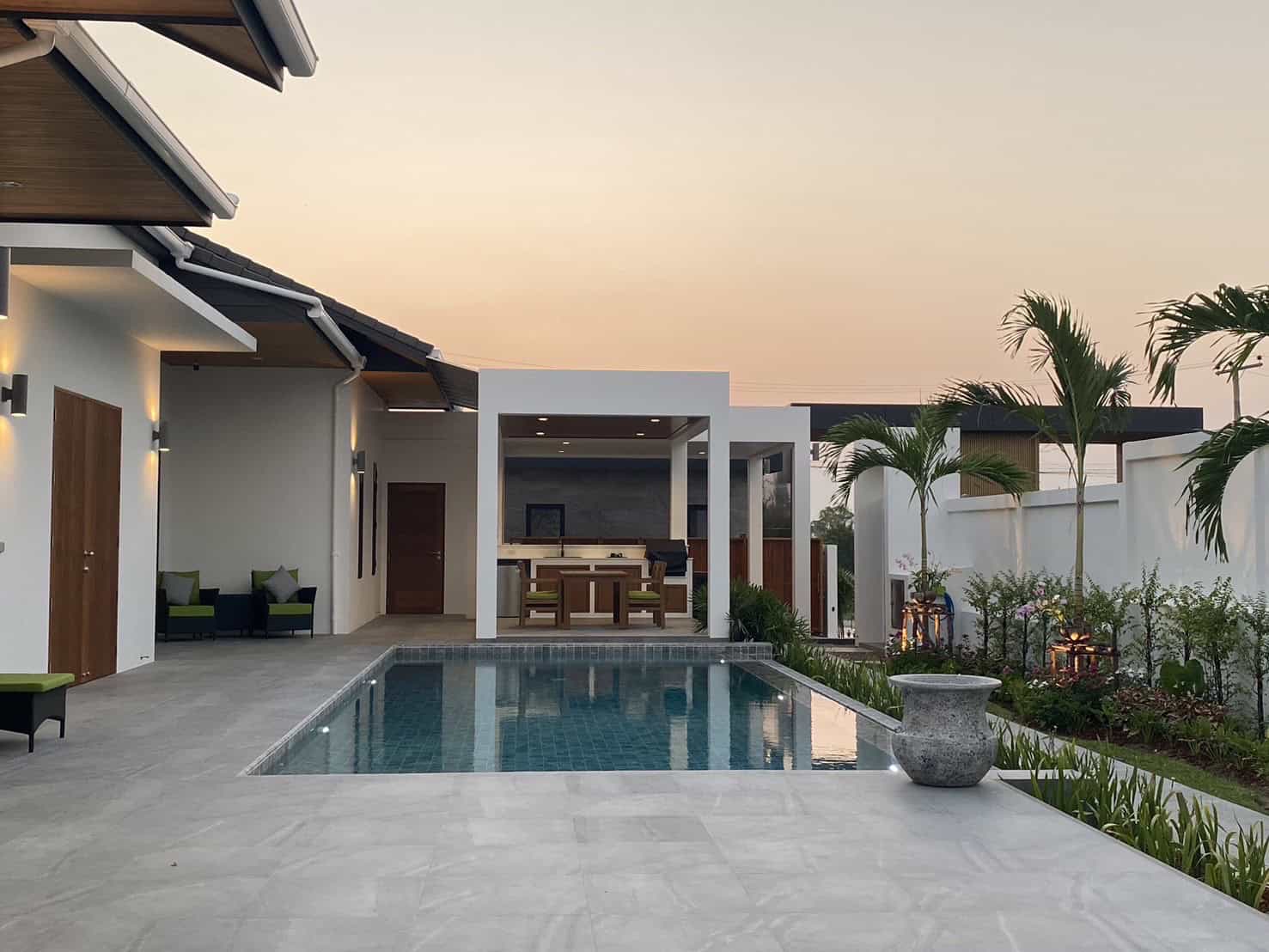 Sophisticated Villa Sale Hua Hin Hamlet