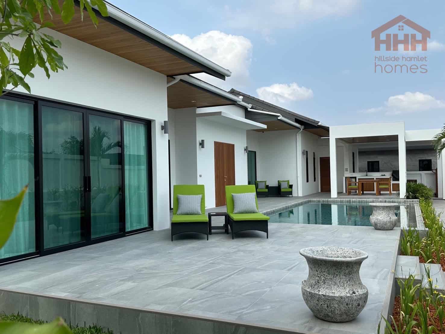 Elegant Villa Sale Hillside Hamlet Hua Hin
