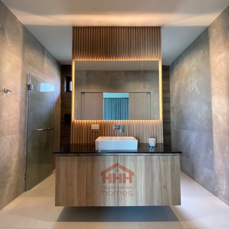 Exclusive Villa Sale Hua Hin Hillside