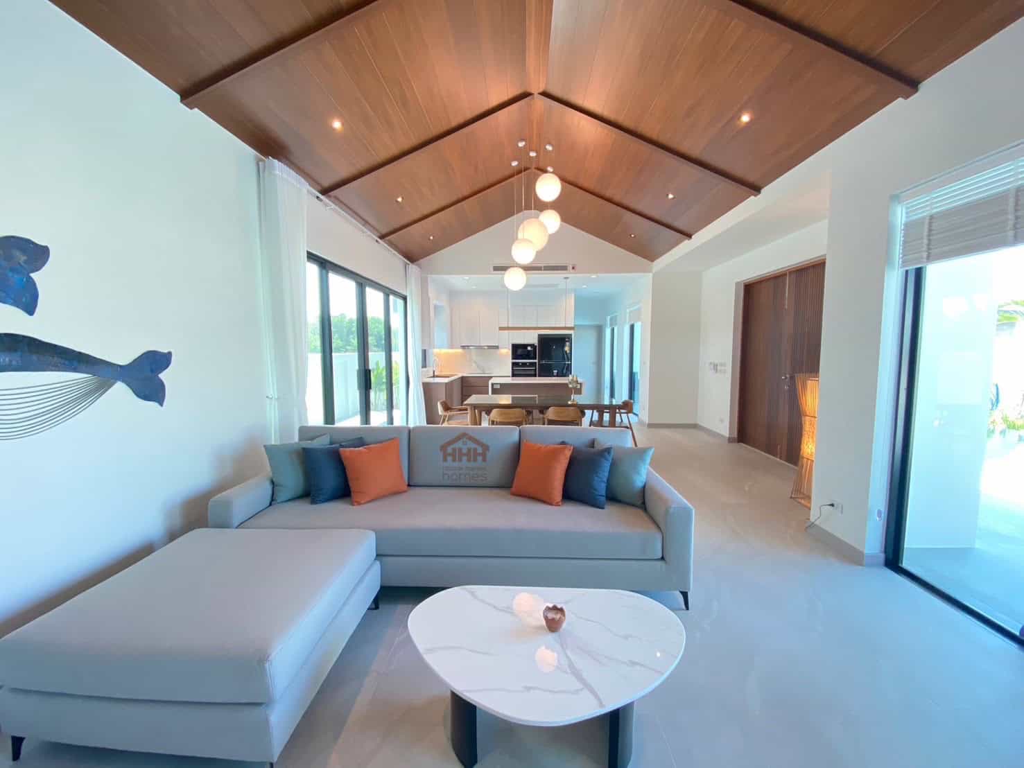Gorgeous Villa Sale Hua Hin Hamlet