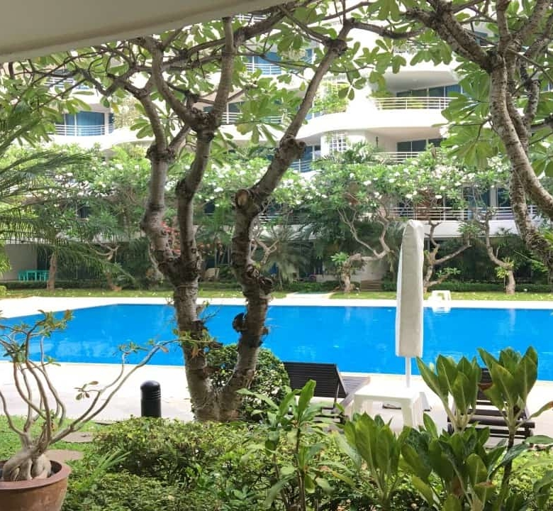 Spacious Beach Condo View Hua Hin