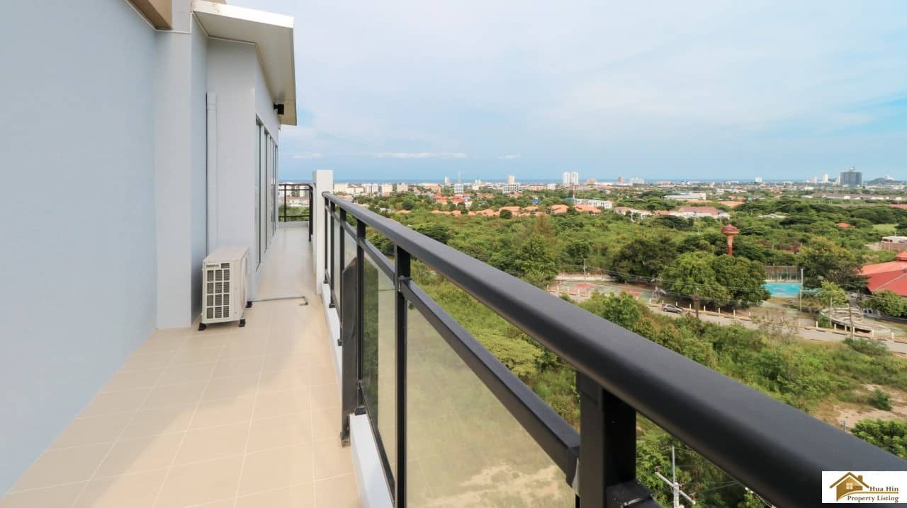 Beautiful Hua Hin Penthouse Shore Sale