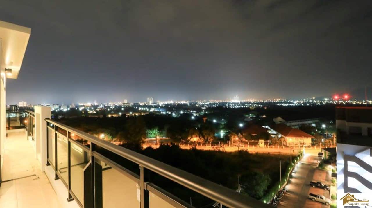 Enchanting Hua Hin Penthouse Vista Sale