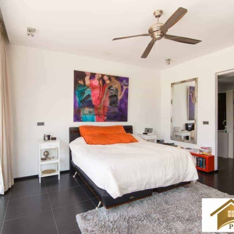 Sophisticated Hua Hin Home Sales Golf Scene