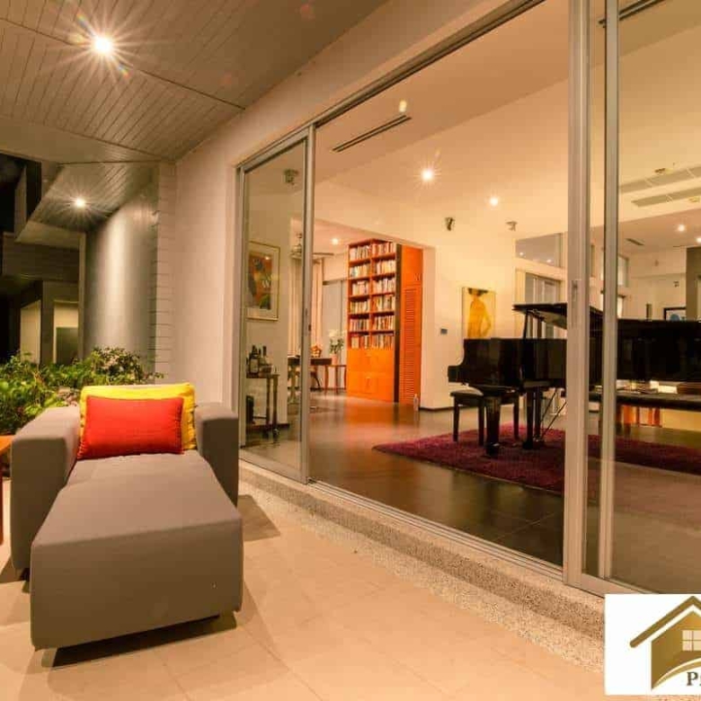 Outstanding Hua Hin Villa Sales Golf Charm