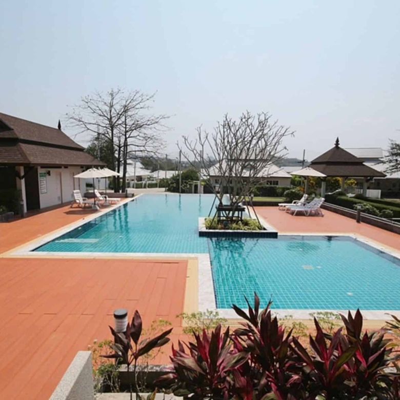 Hua Hin Sales Villas Close Emerald Valley