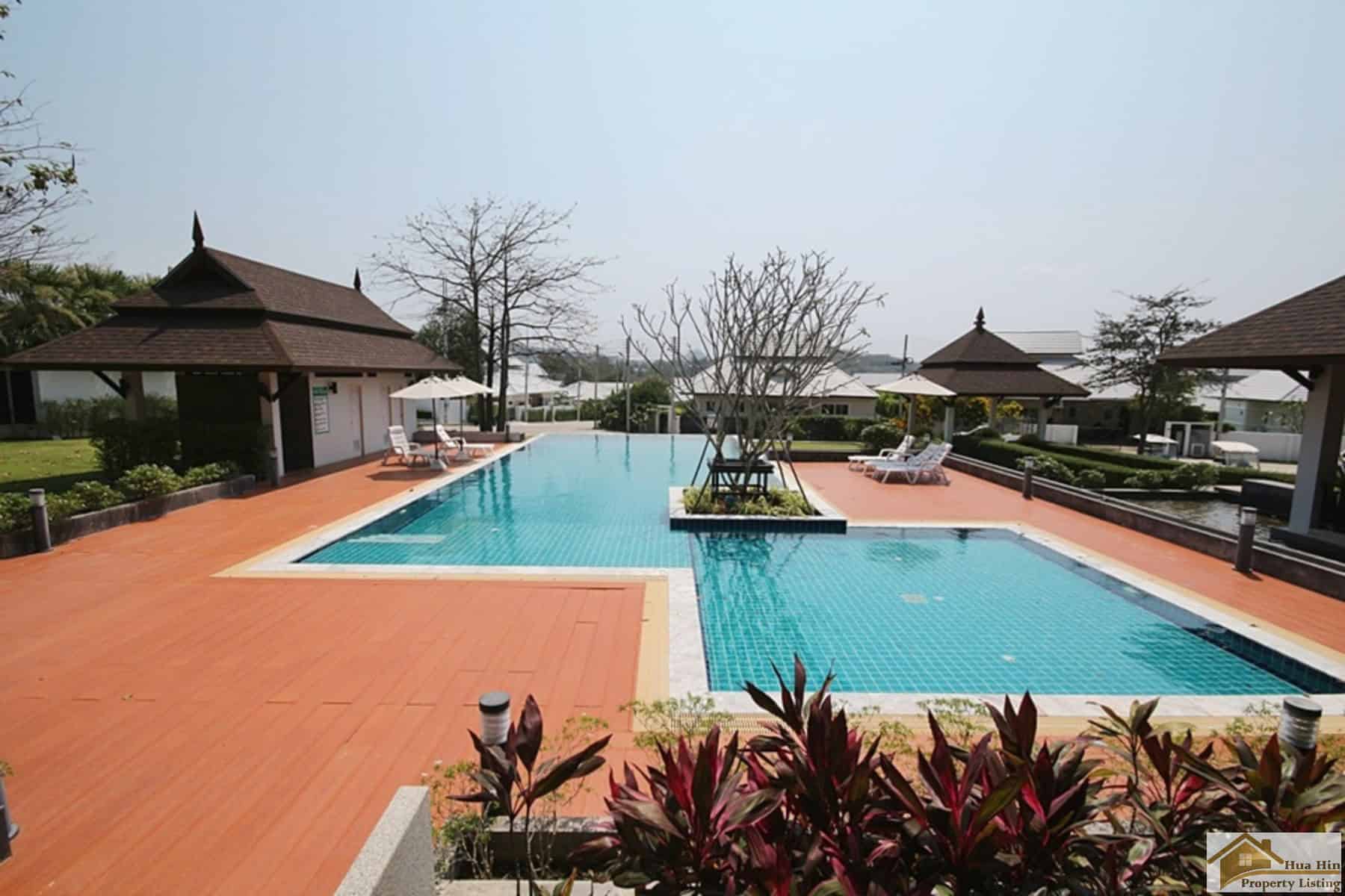 Three Bath Villa For Sale Hua Hin Sales Villas Close Emerald Valley