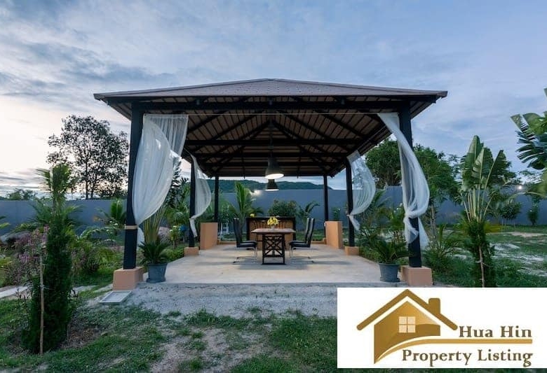 Modern Hua Hin Villa Large Plot Black Mountain Area