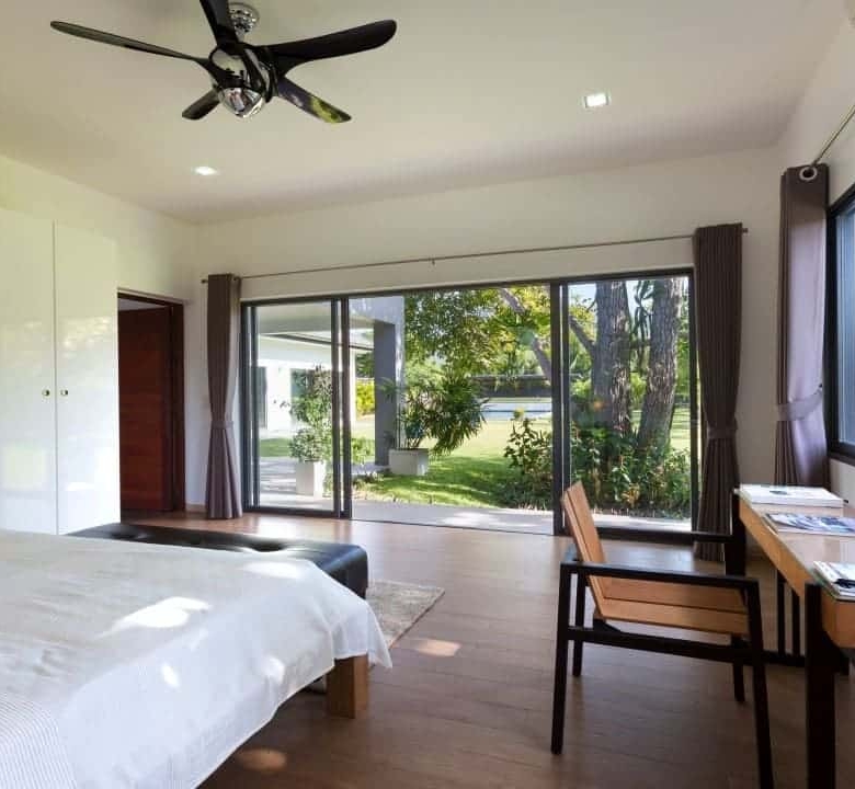 Grand Hua Hin Property Generous Plot Black Mountain