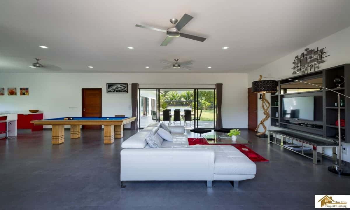 Modern Property Black Mountain Hua Hin Golf Community Luxury Hua Hin Property Spacious Land Near Golf