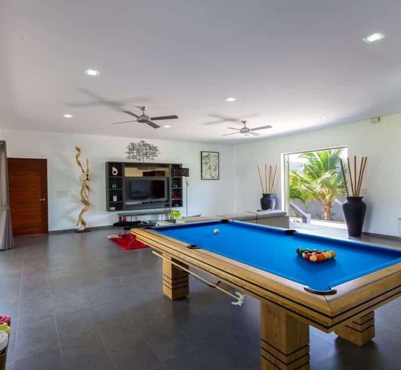 Premium Hua Hin Villa Expansive Plot Mountain View