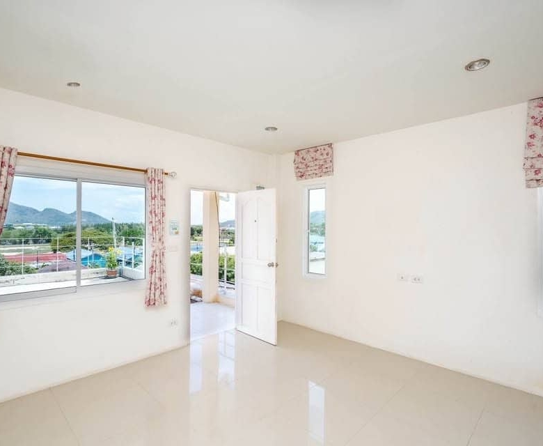 Charming Hua Hin Apartment Sale