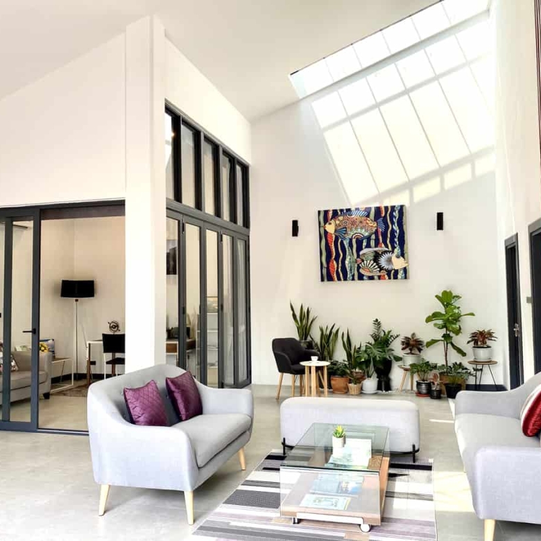 Prime Hua Hin Villa Sales by Lake