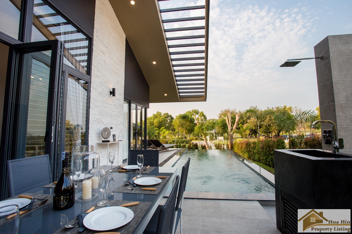 Hua Hin Luxury Villa Sales Lakeside