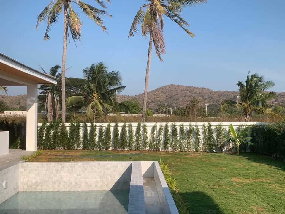 Exclusive Pool Villas Sale Hua Hin Scenic
