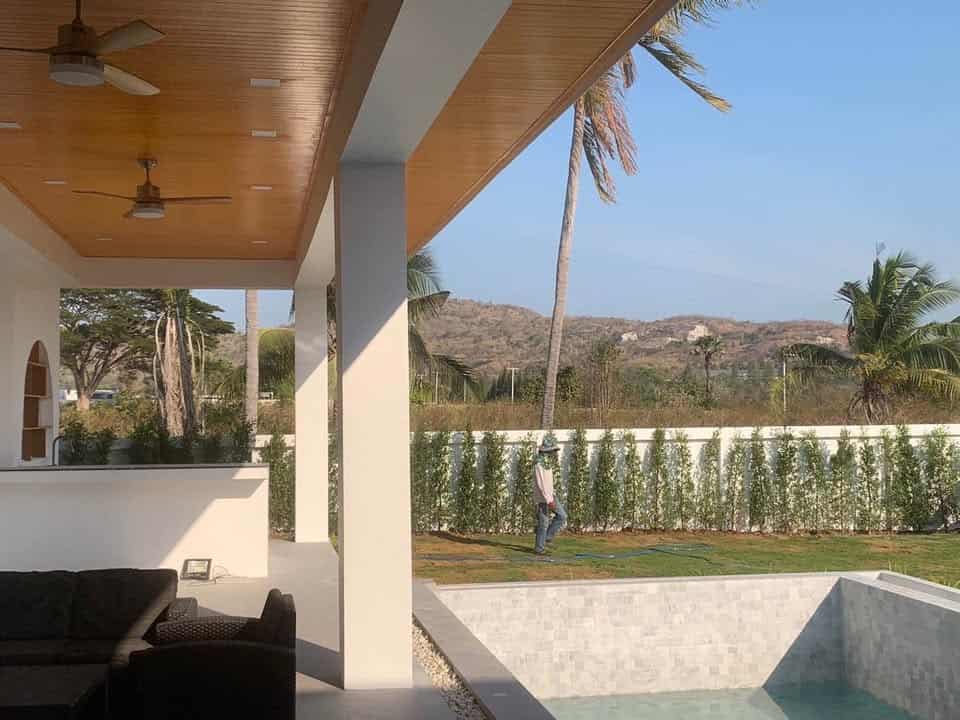 Modern Hua Hin Villas Sale Thailand Style