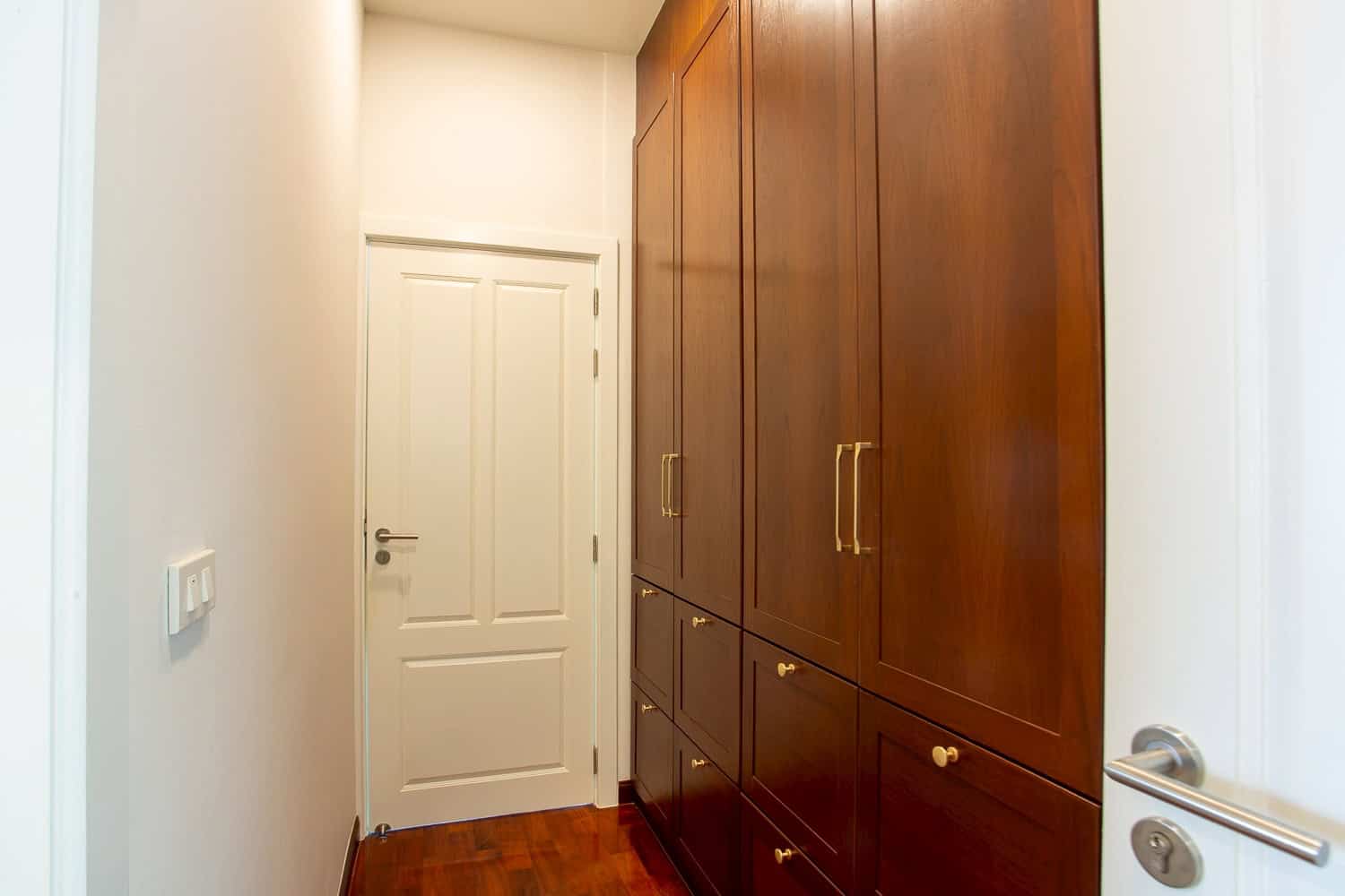 Dream Hillside Property Sales