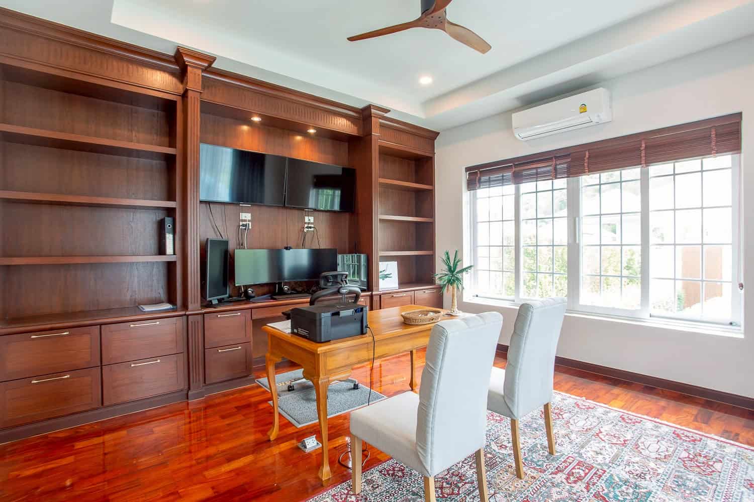 Top Pool Villa Sales Option