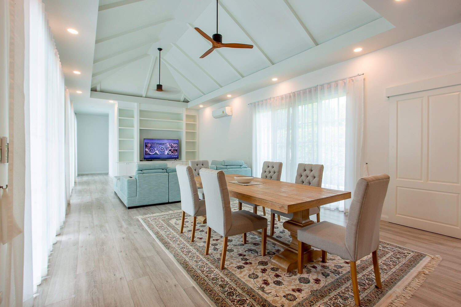 Prime Hua Hin Sales Villa