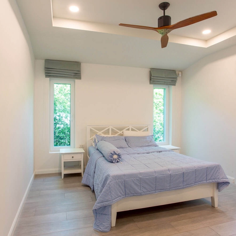 Charming Pool Villa Sales