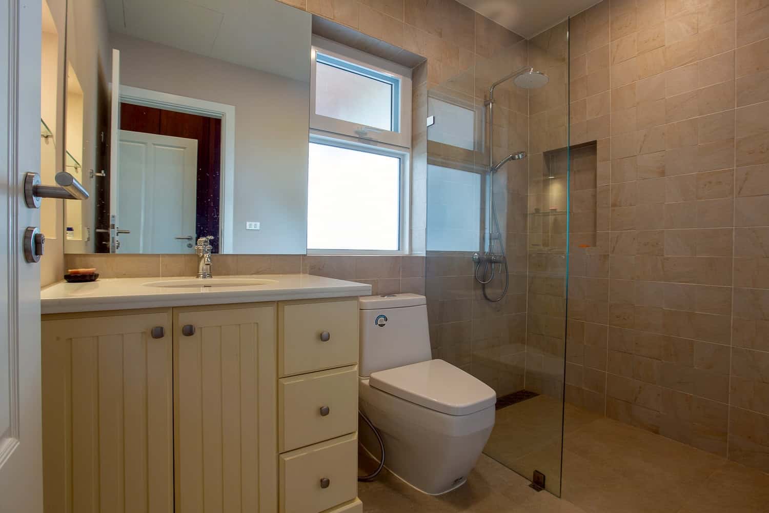 Perfect 3 Bedroom Sales Home