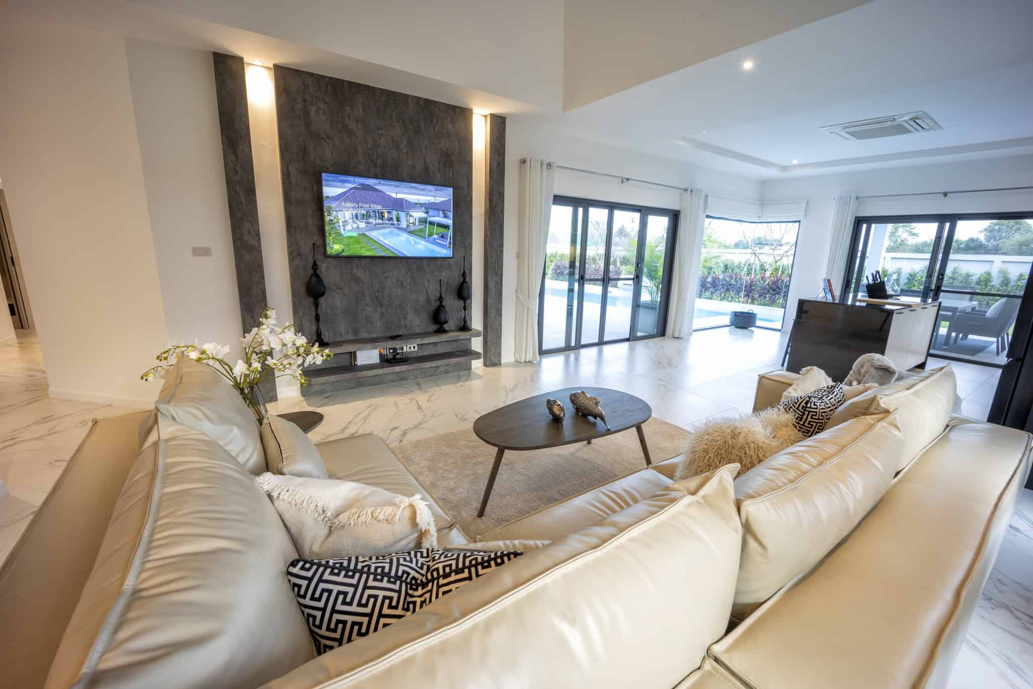 Dream Villa Sales Mali Bua