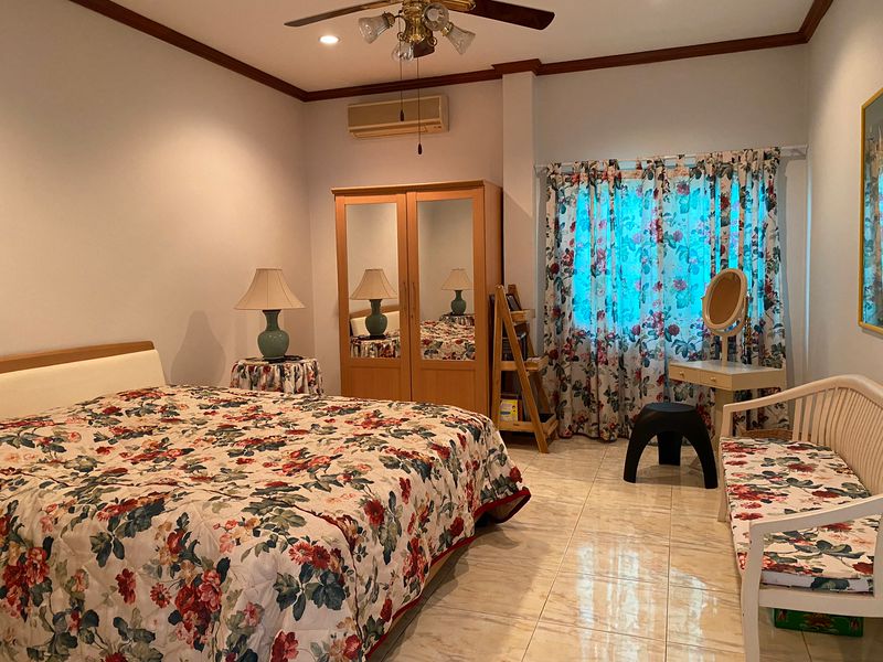 Luxury Villa Sales Hua Hin Spacious