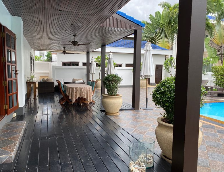 Hua Hin Villa Sales Luxury Living