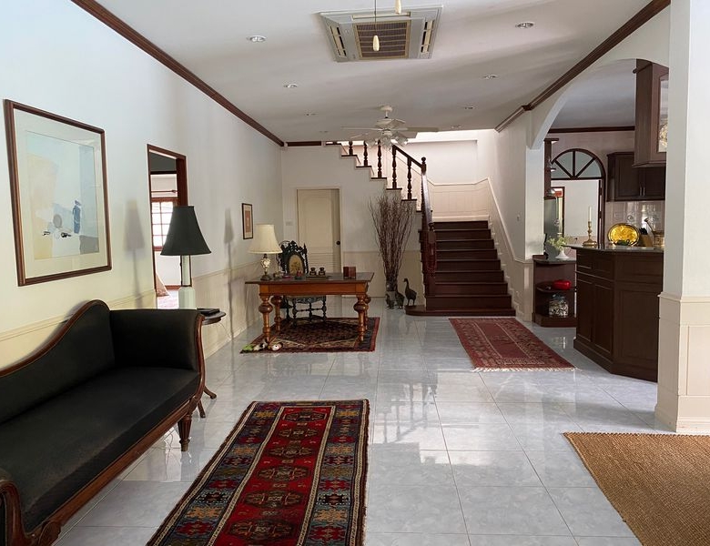 Elegant Villa Sales Hua Hin Prime