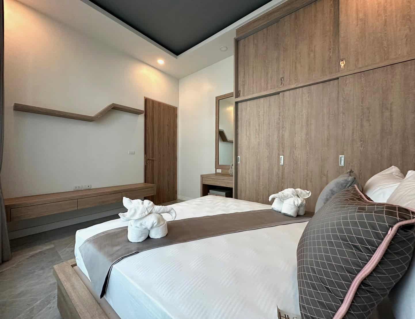 Luxury Pool Villa Sale Hua Hin Area