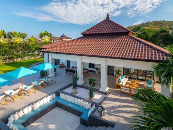 Bali Style Villa Sales Showcase