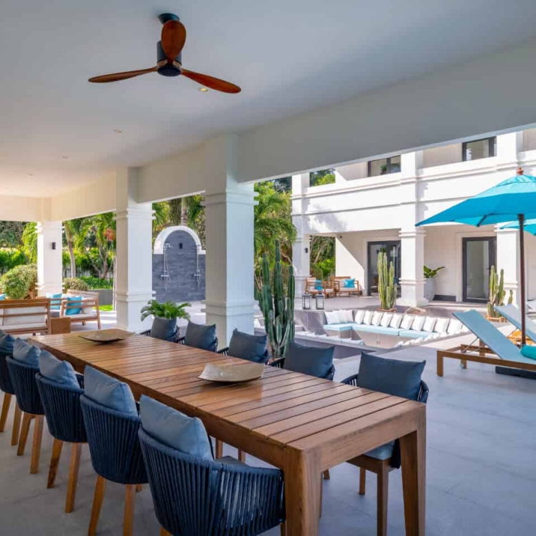 Elegant Tanah Villa Sales Shot