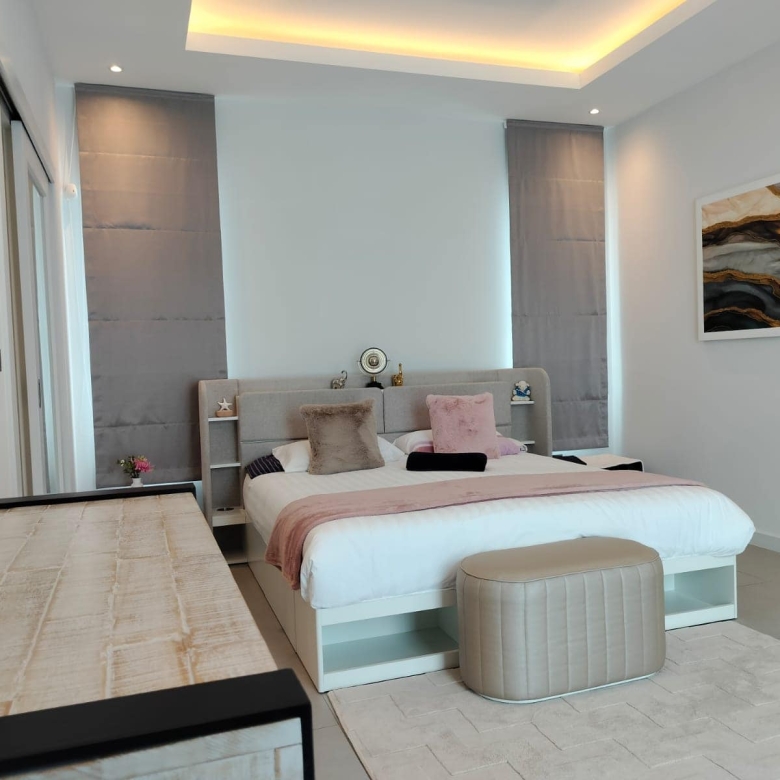 Hua Hin Luxury Property Sales Villa