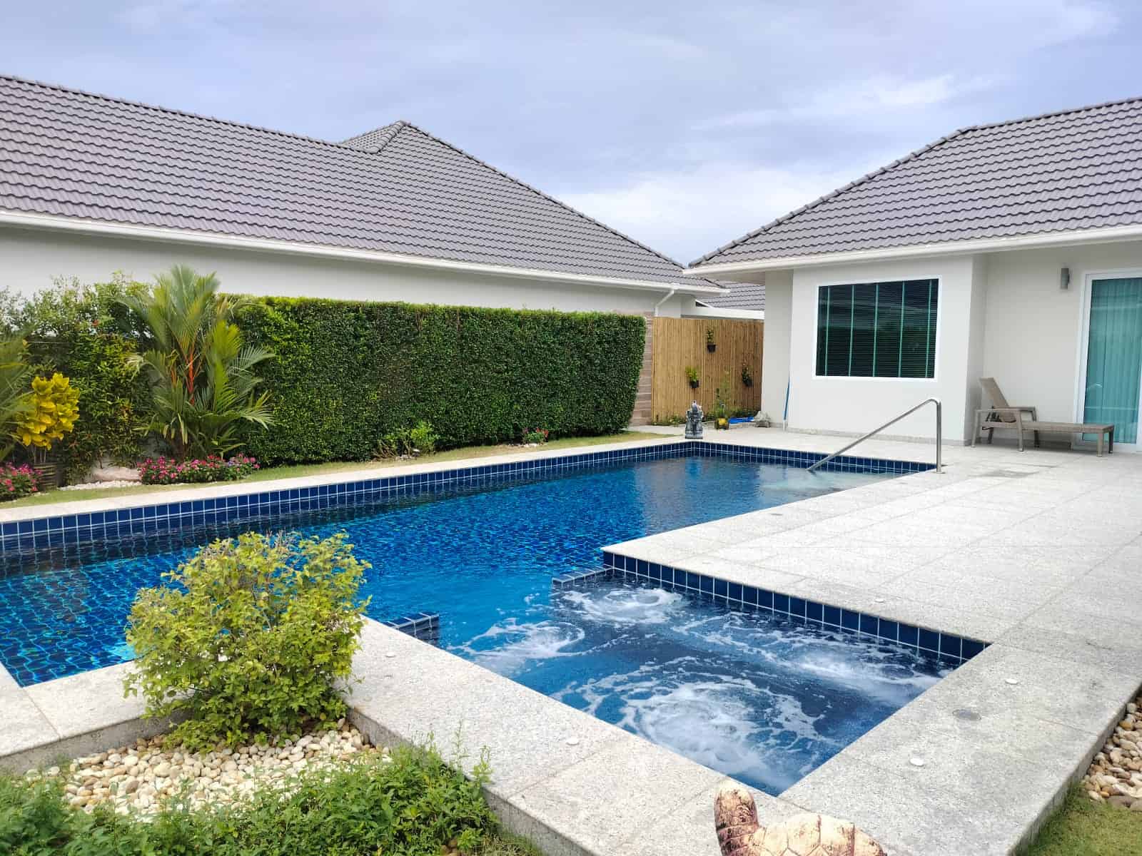 Baan Phu Thara Villa Complex Villa Sales Exclusive Hua Hin Property