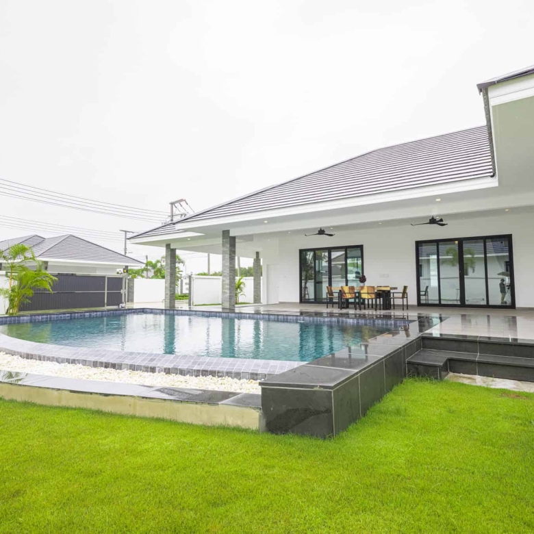 Lovely Hua Hin Villas Sale Luxury Golf