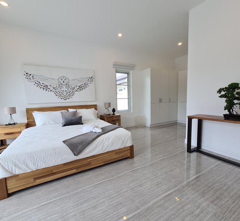 Grand Hills Villa Sale Luxury Pool