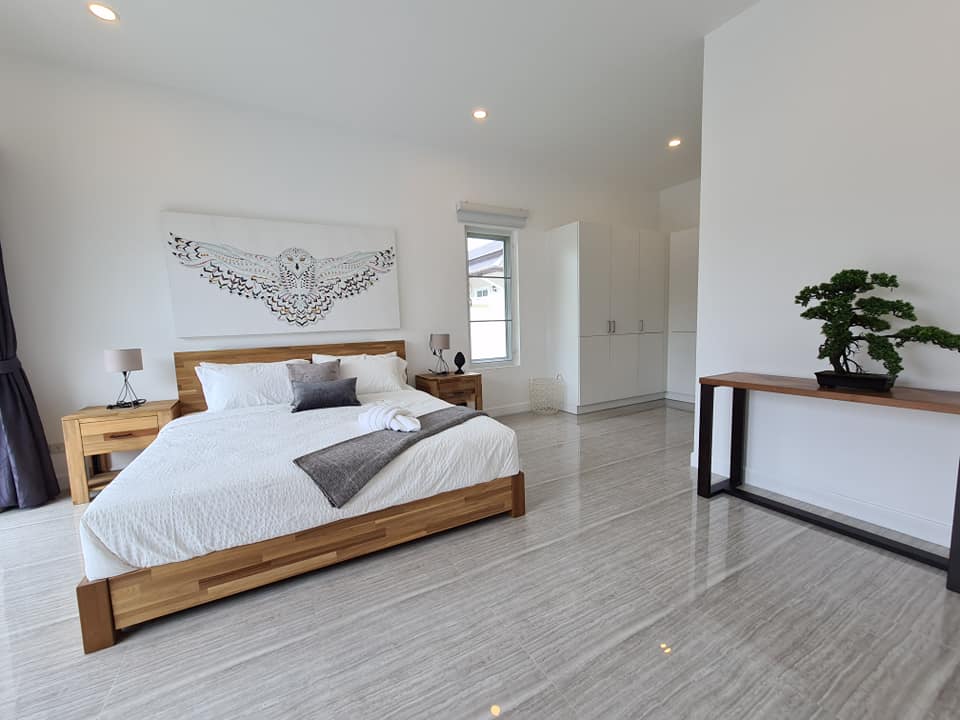 Grand Hills Villa Sale Luxury Pool