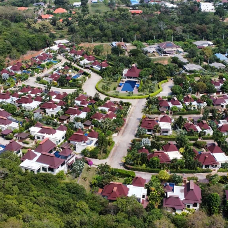 Luxury Pool Villa Scenic Sale