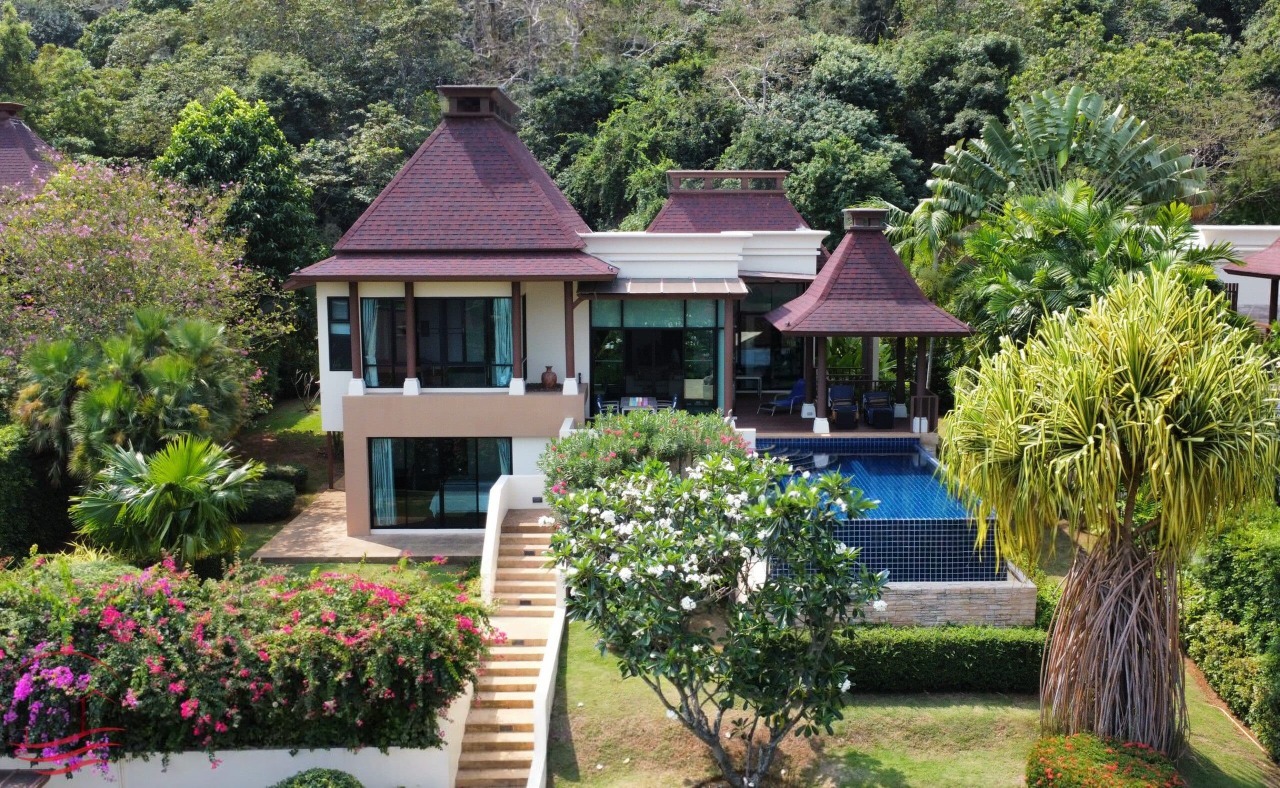 Luxury Balinese Villa Sea View Sale