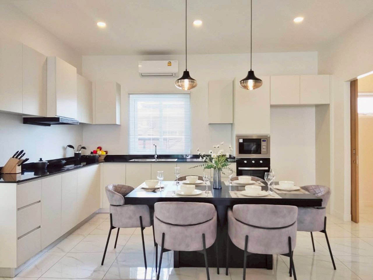 Hua Hin Luxury Sales Haven