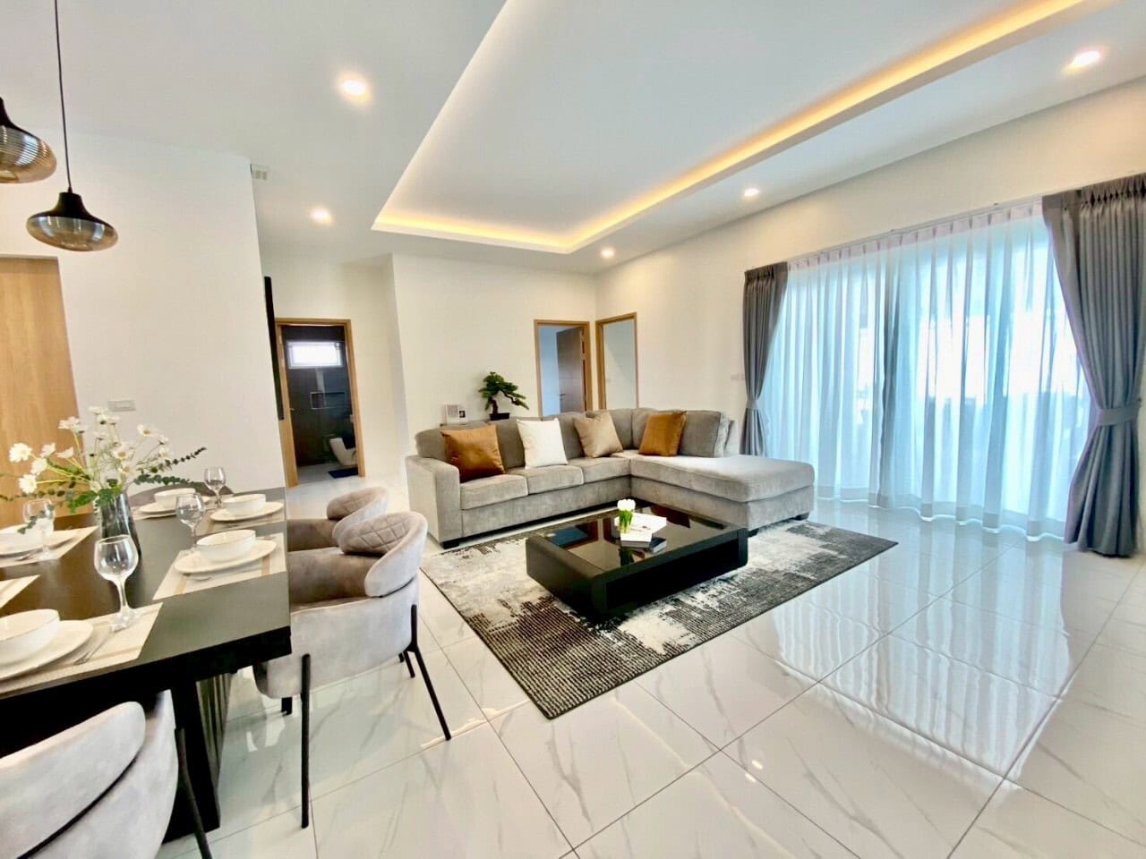 Grand Hills Sales Luxury Spot