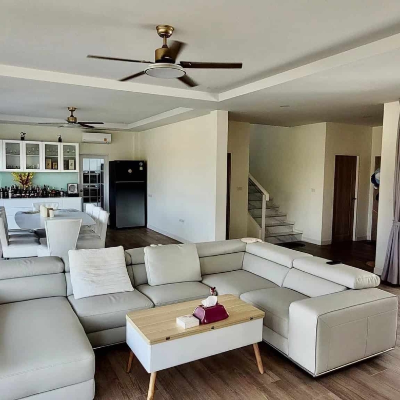 Luxury Lakefront Sale Hua Hin Garden Views