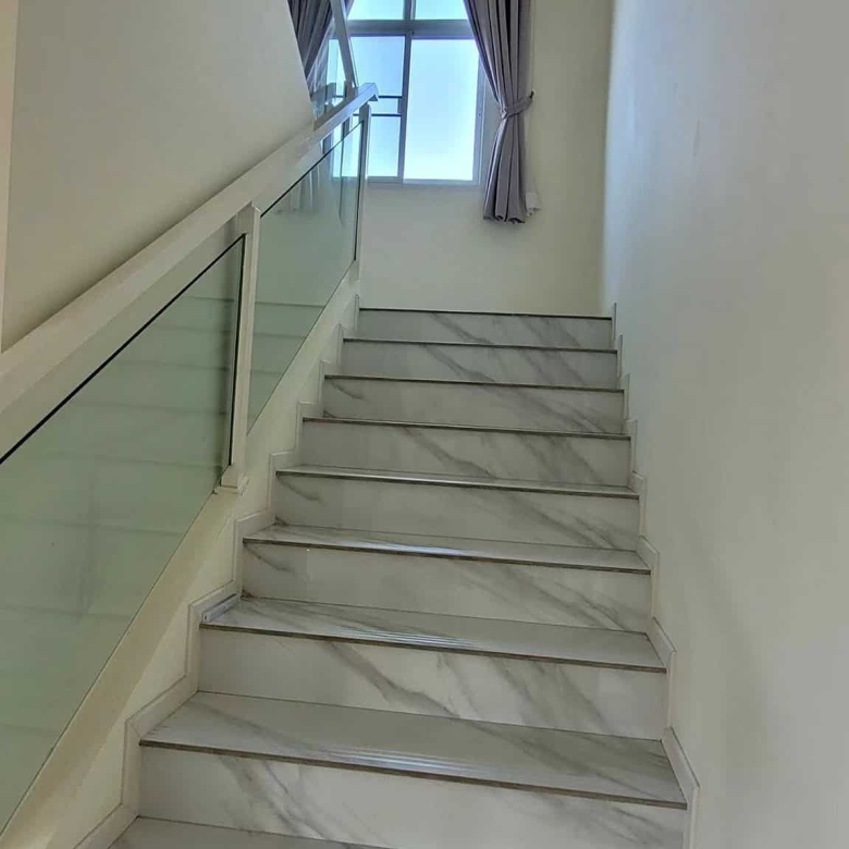 Lakefront Villa Sale Hua Hin Exclusive Beauty