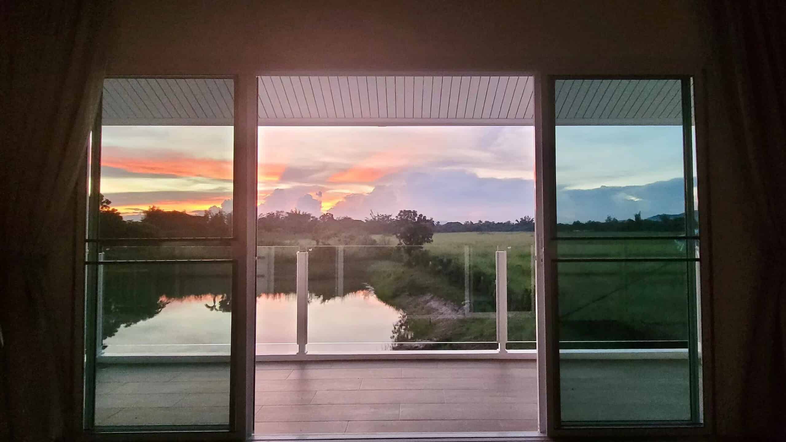 Hua Hin Stunning Waterfront Villa Stunning Lakefront Sale Hua Hin Luxury Gem